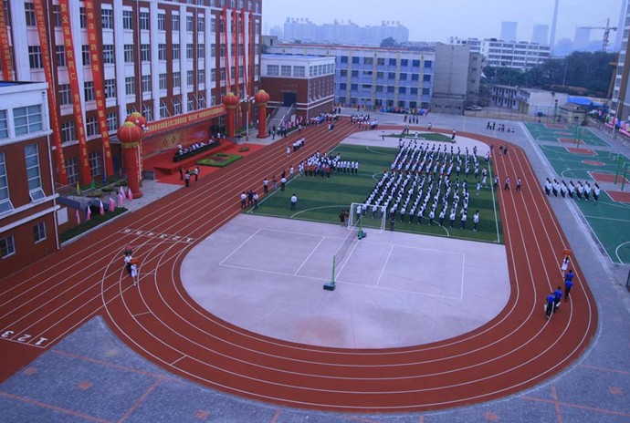 郑州财经学院——体育场